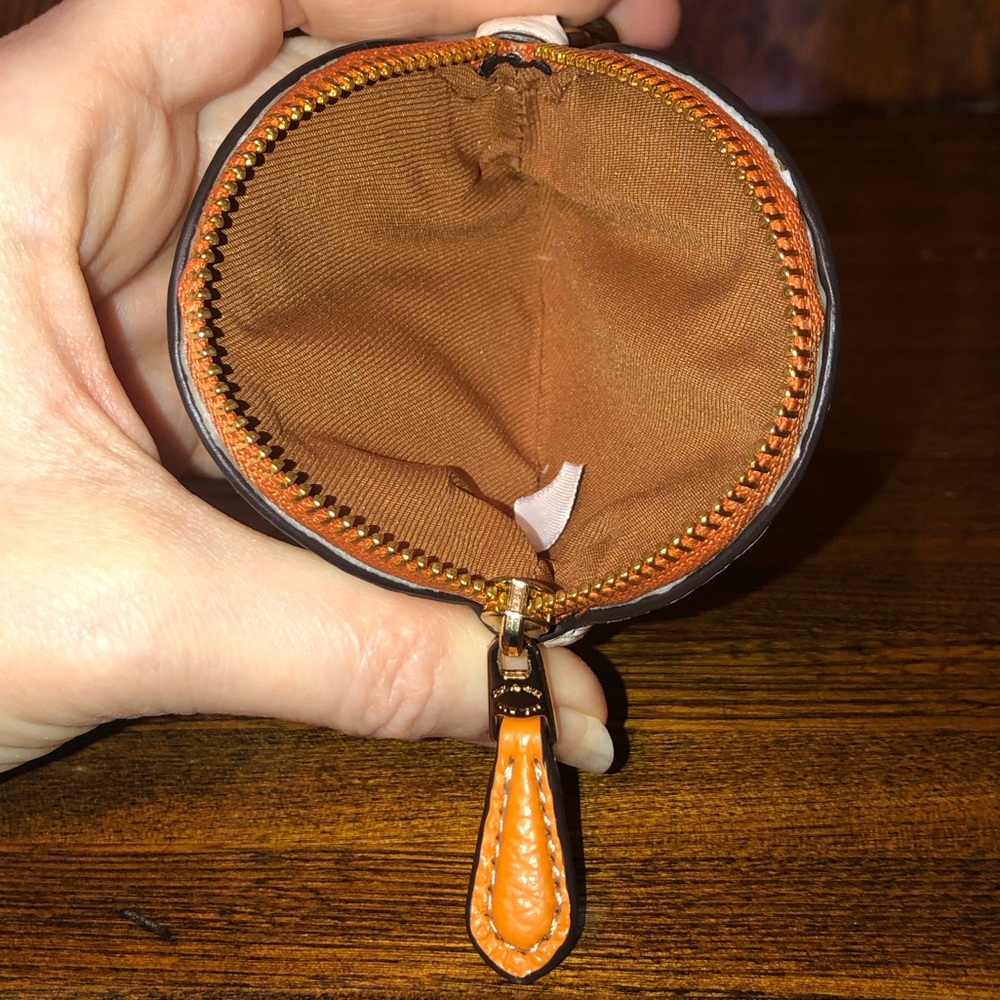 NWT-Coach-Circular Leather Coin Pouch-Coach Stamp Print-$128 - Picture 8 of 11